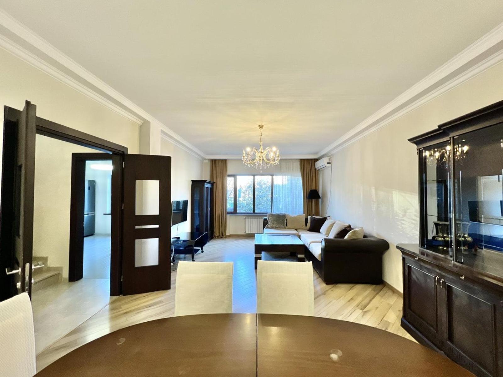 Villa In Tbilisi ภายนอก รูปภาพ